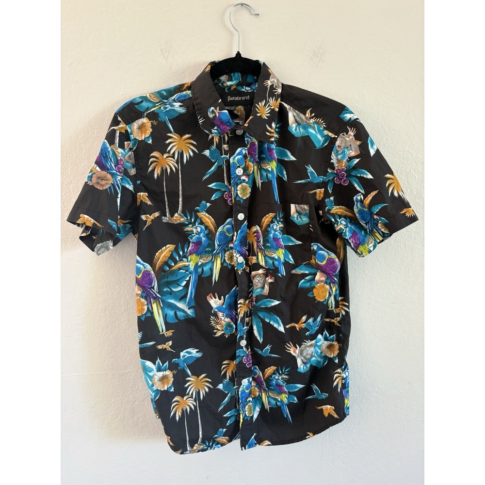 Betabrand Shirt Mens Small Button Up Hawaiian Colorful Aloha Tropical Floral USA